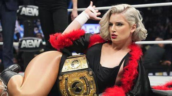 WWE star Toni Storm has revealed she is bisexual