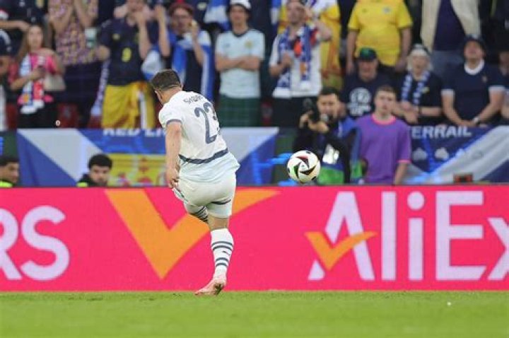  Xherdan Shaqiri scored in the 90th minute to give them three points