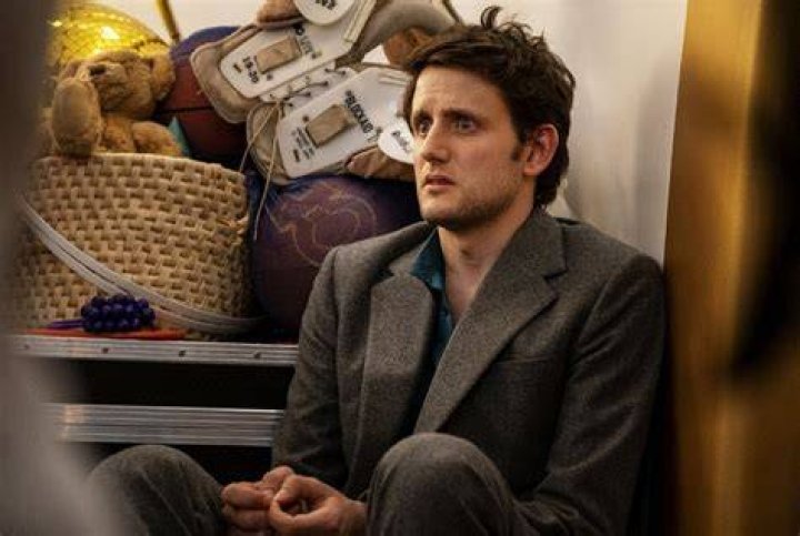 Zach Woods in Avenue 5