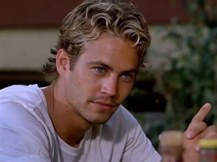 1385924827_paul-walker-1-zoom